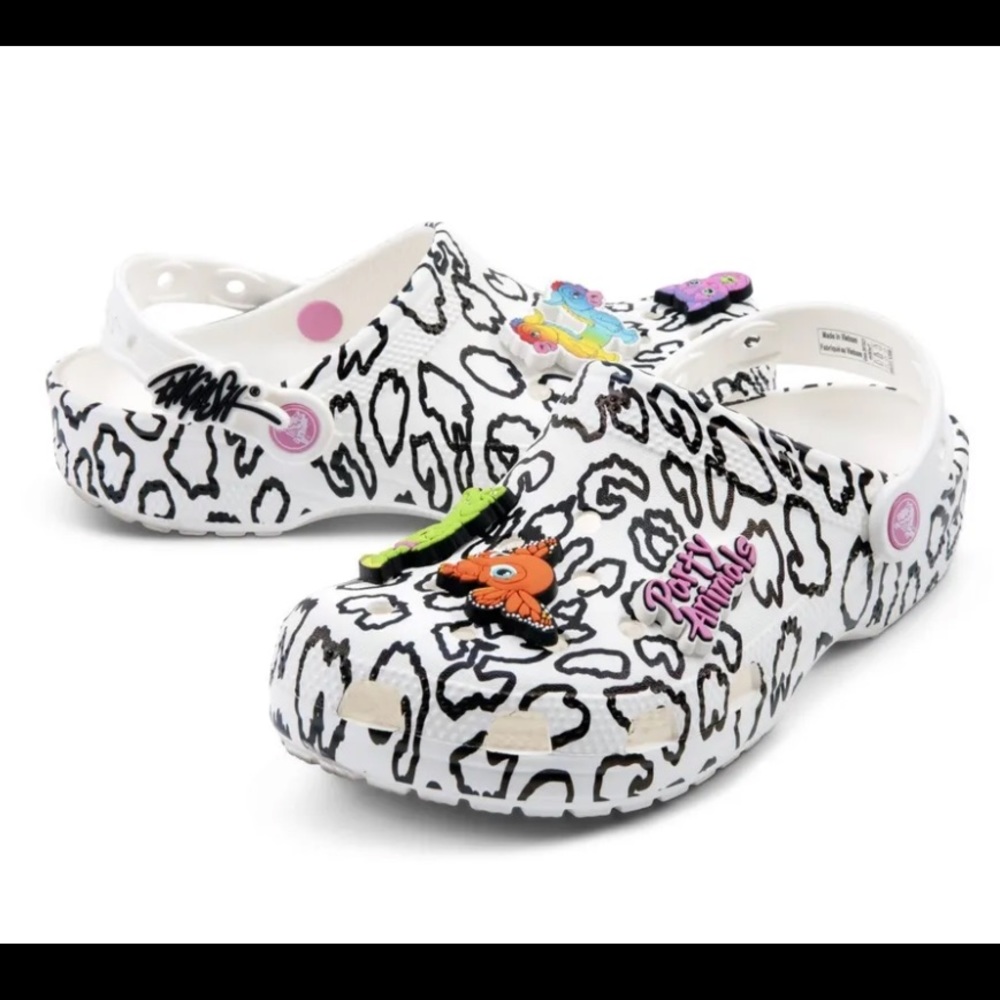 Crocs Classic Clogs, Party Animals X Ron English, White Cheetah, W9 / M7
